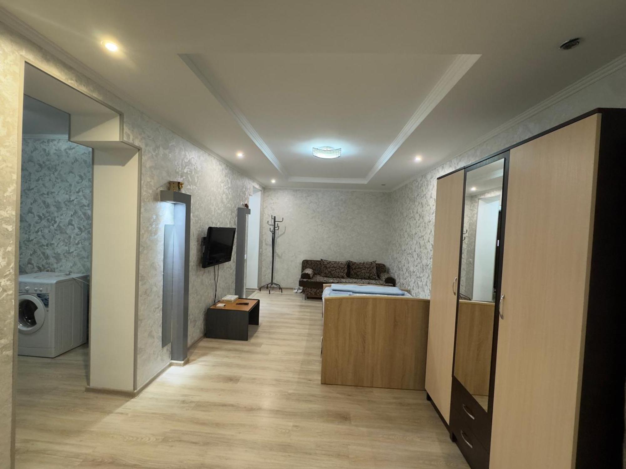 One-Room Apartment Opposite Almaty Airport Turksib エクステリア 写真